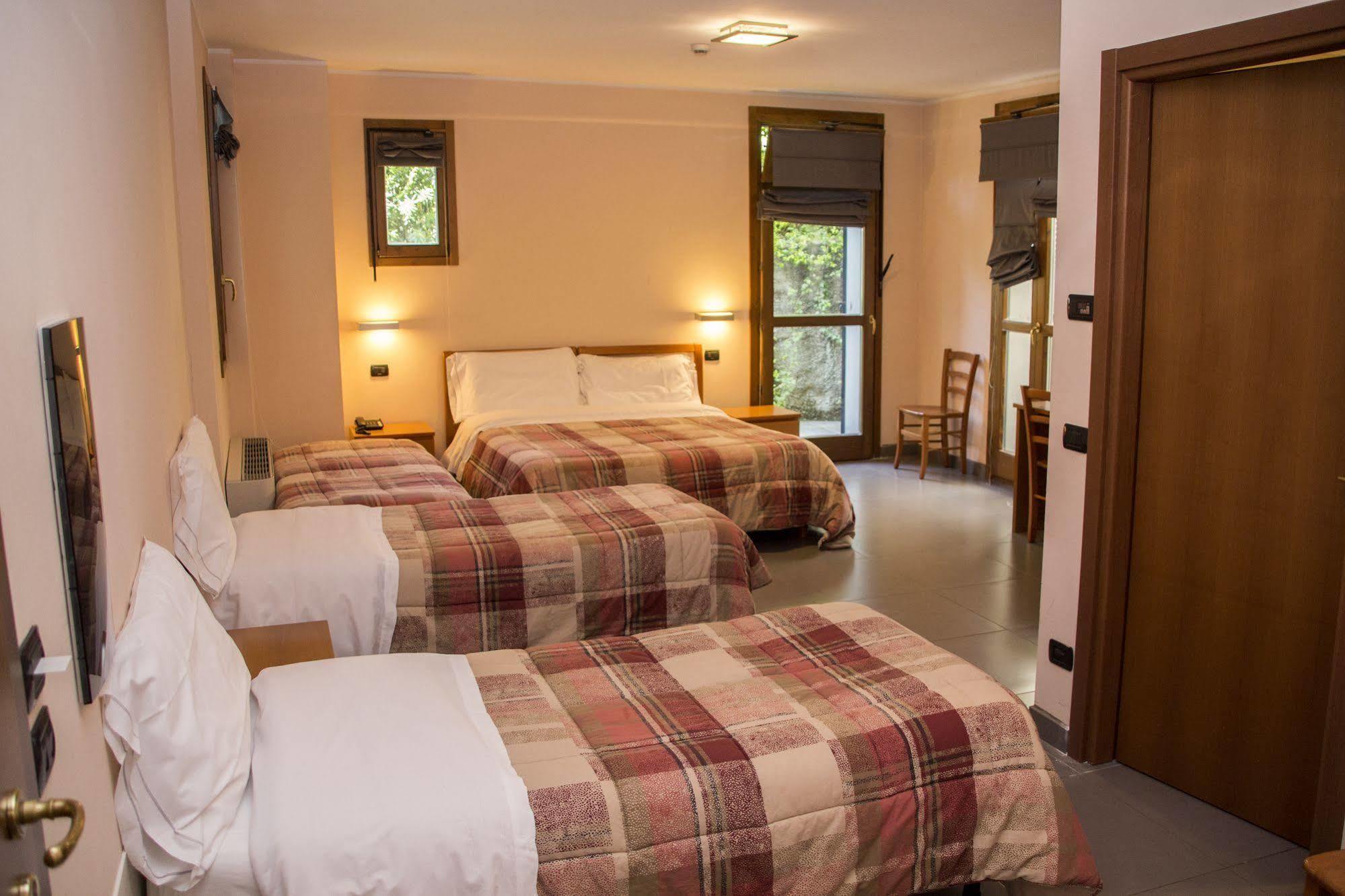 Parini Hotel Bosisio Parini Extérieur photo