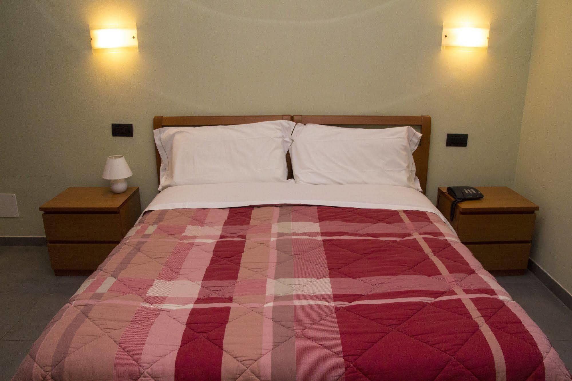 Parini Hotel Bosisio Parini Extérieur photo